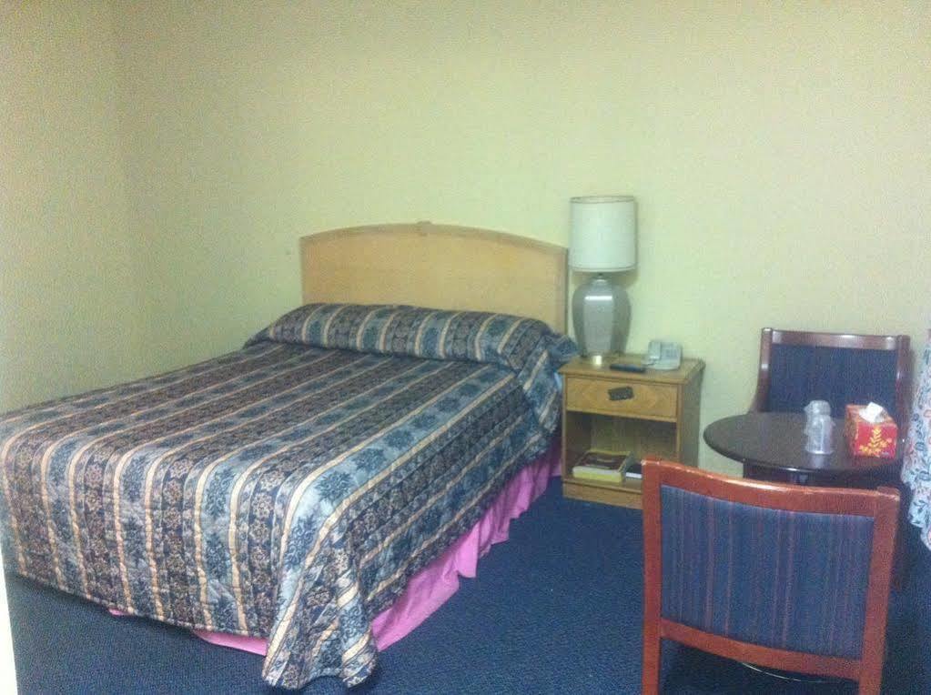 Motel Montreal Notre-Dame-de-l'Ile-Perrot Luaran gambar
